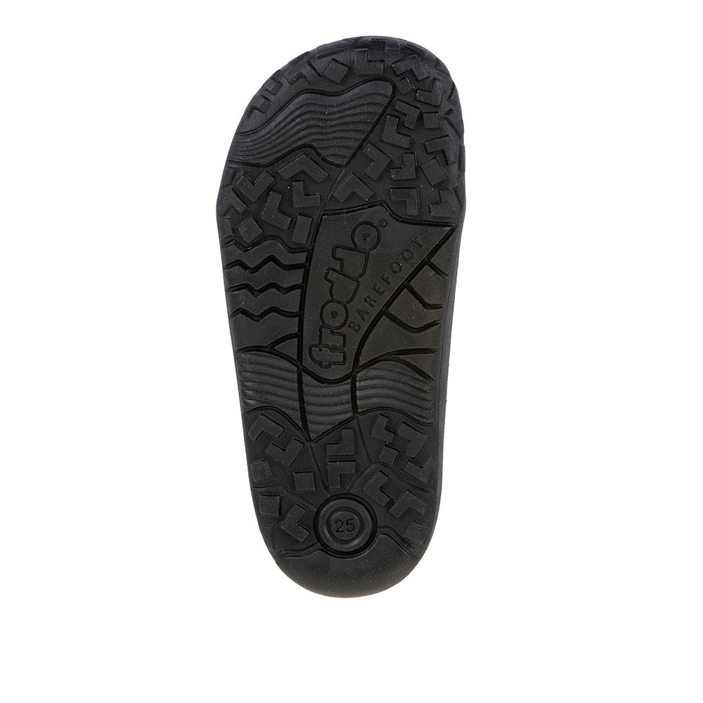 Barefoot Canvas Sneakers in Black