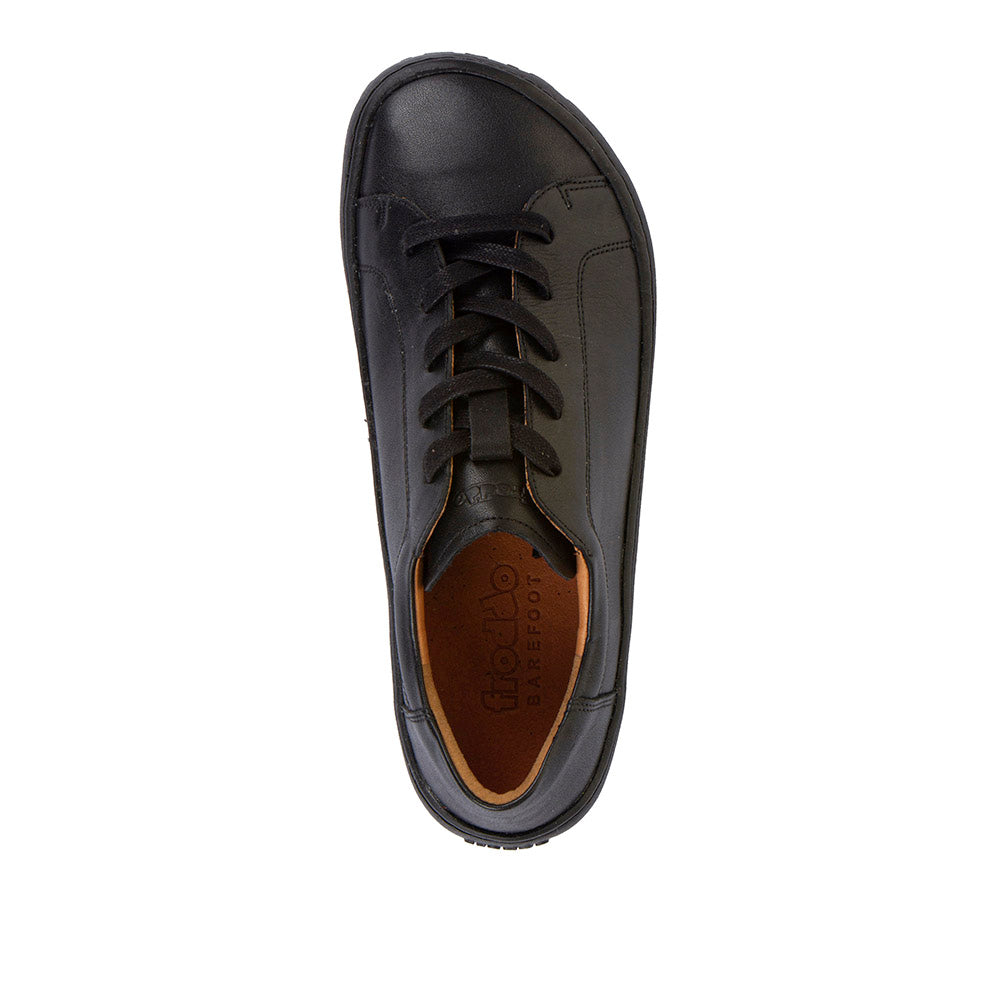 Barefoot Leather Sneaker with Laces in Black