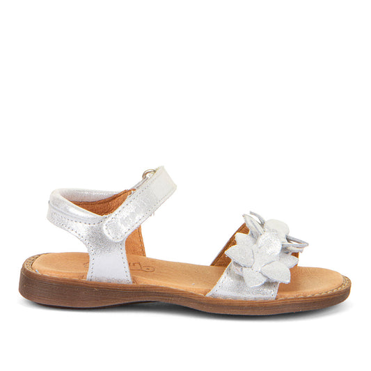 Lore Flowers Open Toe Sandal in Silver